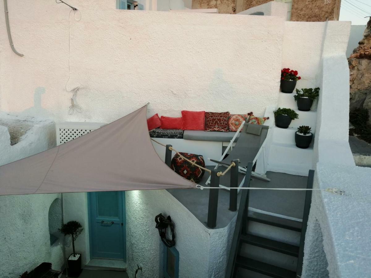 피르고스 Santorinian Lava House 빌라 외부 사진