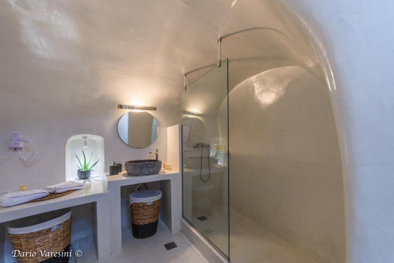 피르고스 Santorinian Lava House 빌라 외부 사진